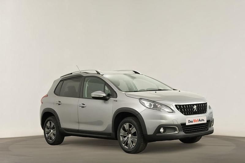 Cinzento Usado 2019 Peugeot 2008 Signature Sky SUV | € 14.490 (Preço justo) - Imagem 1/4