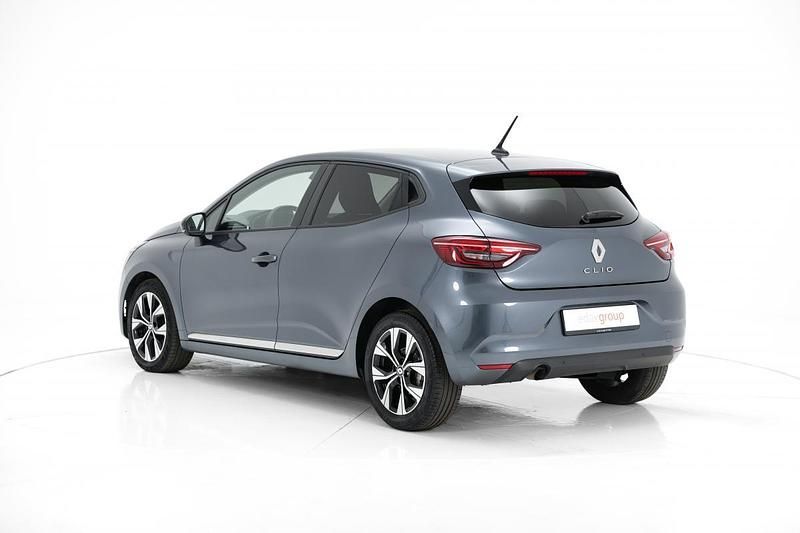 Usado Renault Clio V Evolution 100 HP (73 kW) 2022 Cinza