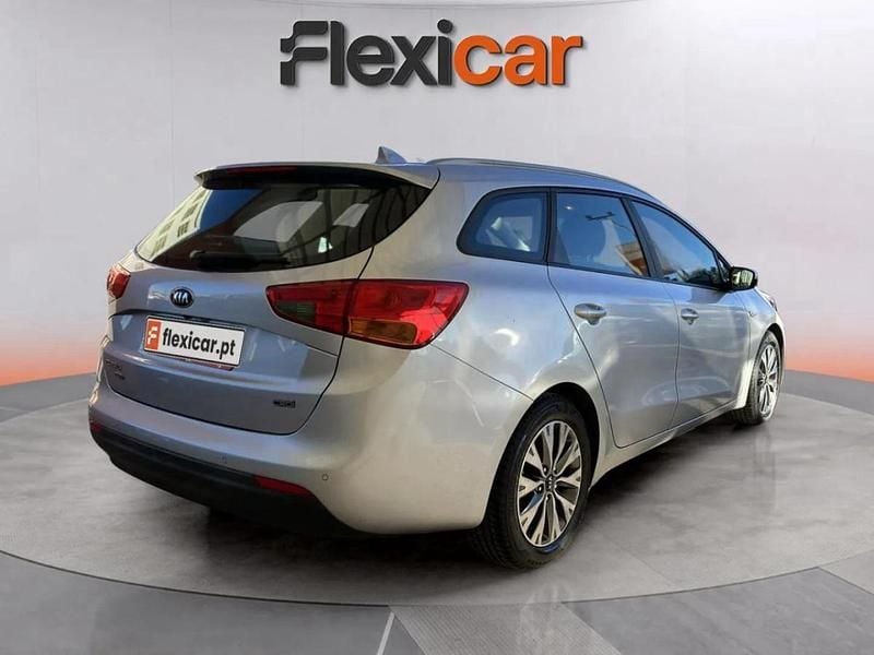 Usado Kia Ceed Sportswagon 90 HP (66 kW) 2017 Cinzento Carrinha