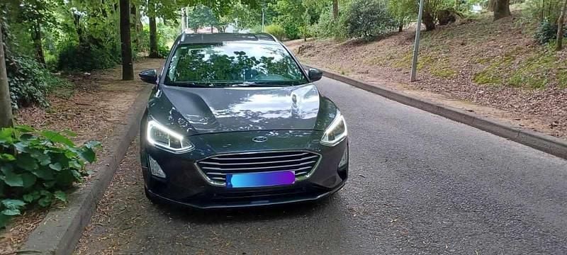 Cinzento Usado 2019 Ford Focus Carrinha | € 12.500 (Super Preço) - Imagem 1/4