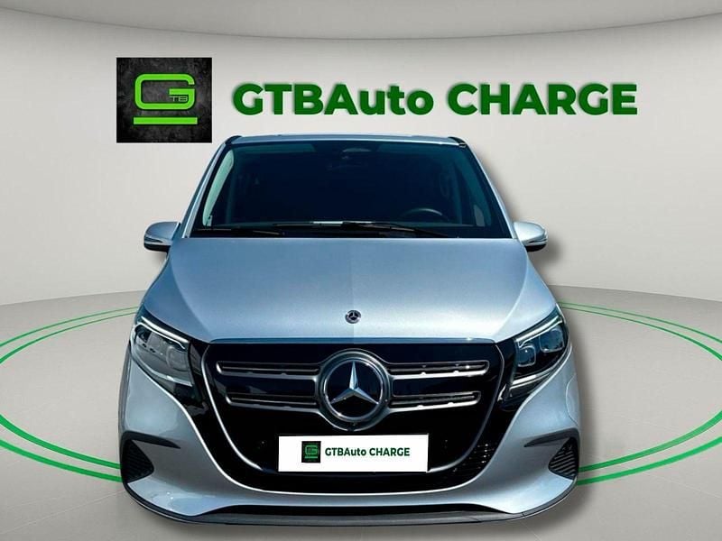 Cinza Usado 2024 Mercedes EQV300 Monovolume | € 59.900 - Imagem 1/4