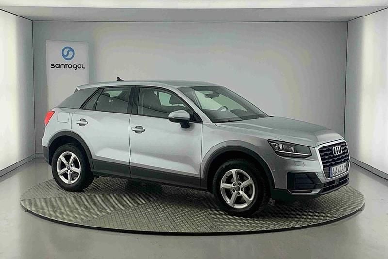 Cinzento Usado 2020 Audi Q2 Design SUV | € 20.990 (Preço justo) - Imagem 1/4