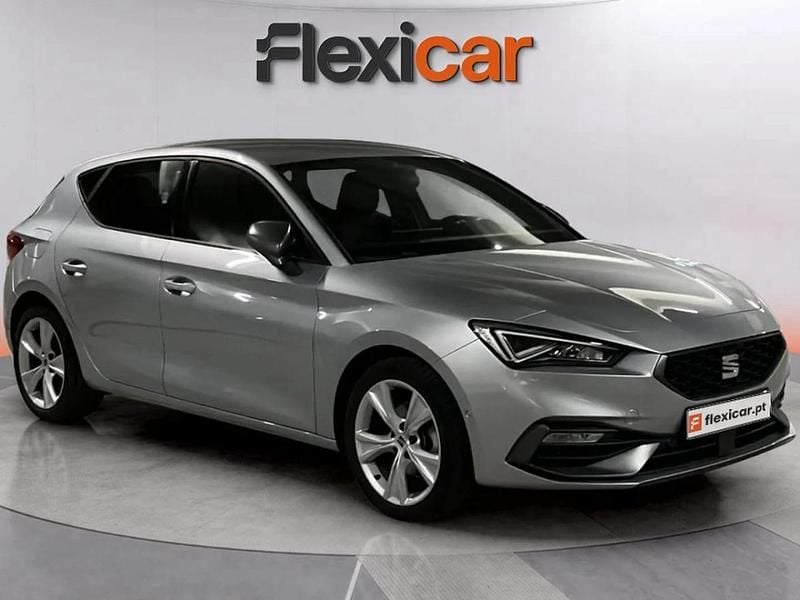 Cinza Usado 2022 Seat Leon FR | € 19.990 (Preço justo) - Imagem 1/4