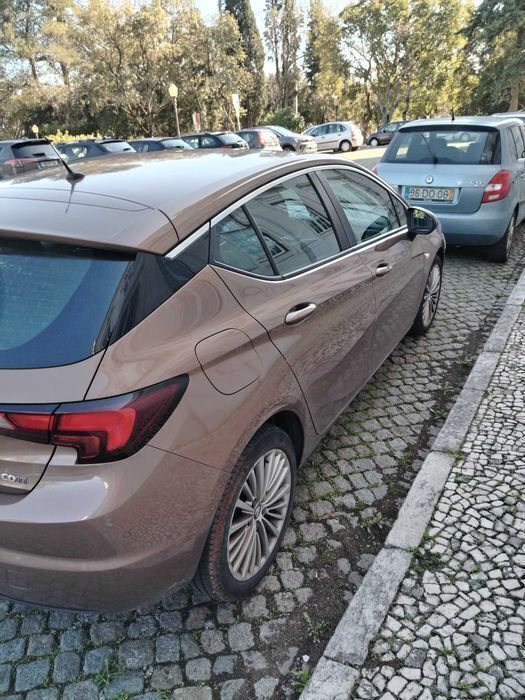Usado 2015 Opel Astra Sedan | € 9.900 (Caro) - Imagem 1/4