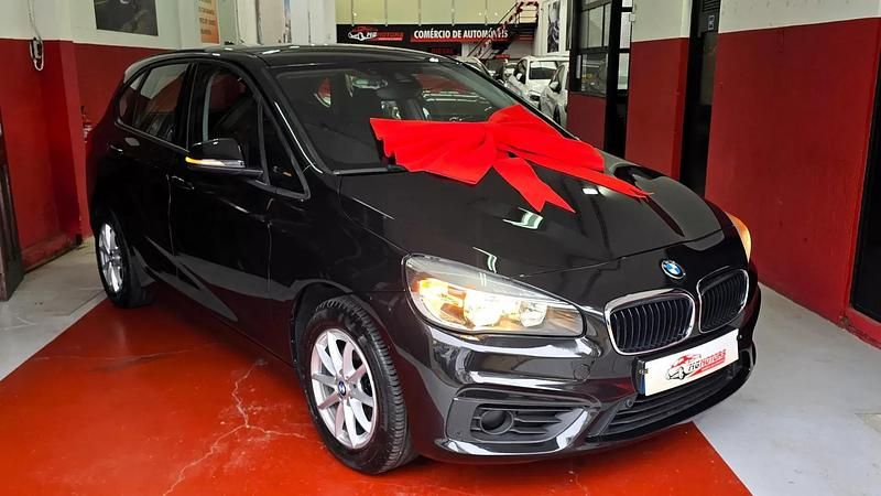 Preto Usado 2016 BMW 216 Active Tourer Sport Line Monovolume | € 14.350 (Preço justo) - Imagem 1/4