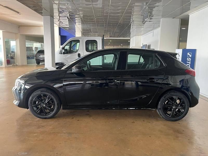 Usado Opel Corsa 100 HP (73 kW) 2025 Preto Citadino