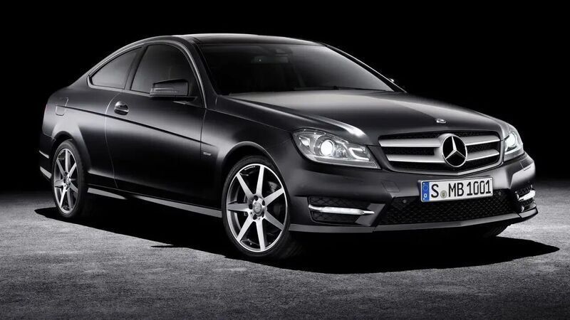 Cinza Usado 2013 Mercedes C220 Avantgarde Coupé | € 16.990 - Imagem 1/4