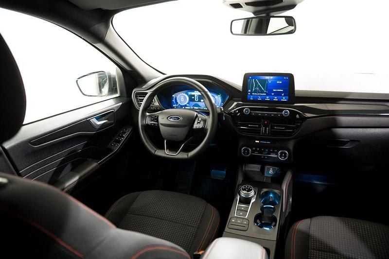 Usado Ford Kuga ST-Line 225 HP (165 kW) 2023 Cinza SUV