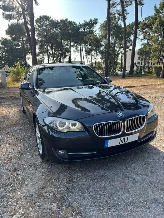 Usado 2013 BMW 520 Luxury Line Sedan | € 13.990 (Bom preço) - Imagem 1/4