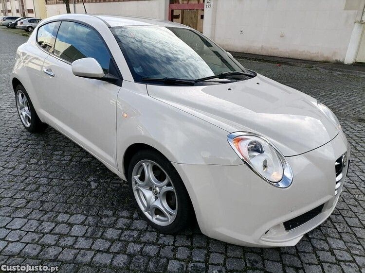 Branco Usado 2011 Alfa Romeo MiTo Citadino | € 7.890 (Preço elevado) - Imagem 1/1