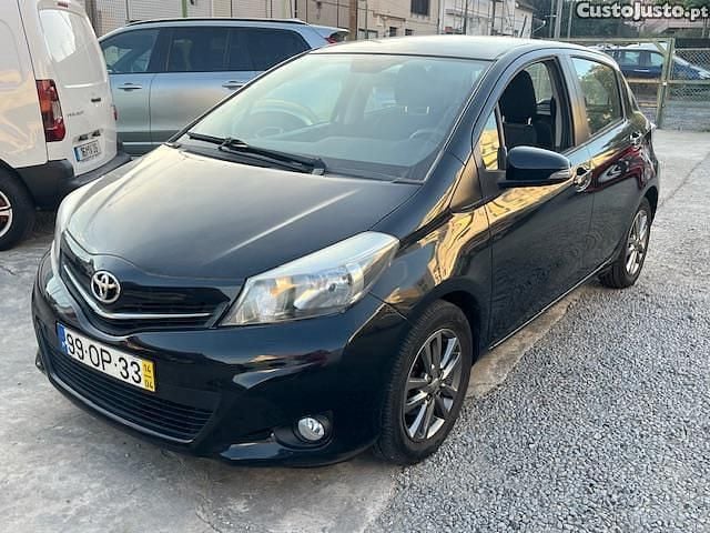 Preto Usado 2014 Toyota Yaris | € 10.999 (Bom preço) - Imagem 1/1