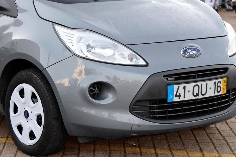 Usado Ford Ka 69 HP (50 kW) 2016 Cinza Citadino
