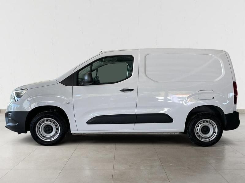 Branco Usado 2021 Opel Combo Monovolume | € 14.590 (Preço justo) - Imagem 1/2