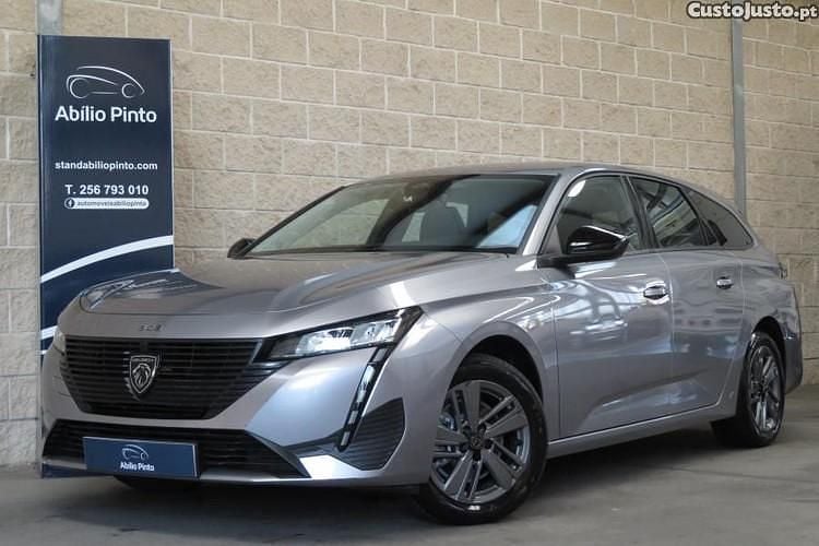 Cinza Usado 2024 Peugeot 308 Active Sedan | € 21.450 (Super Preço) - Imagem 1/1