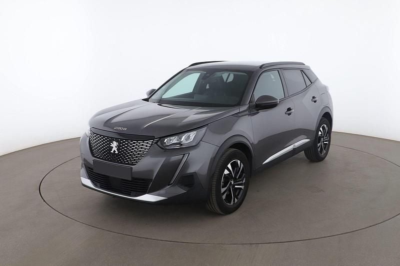Cinzento Usado 2021 Peugeot 2008 Allure SUV | € 17.490 (Bom preço) - Imagem 1/4