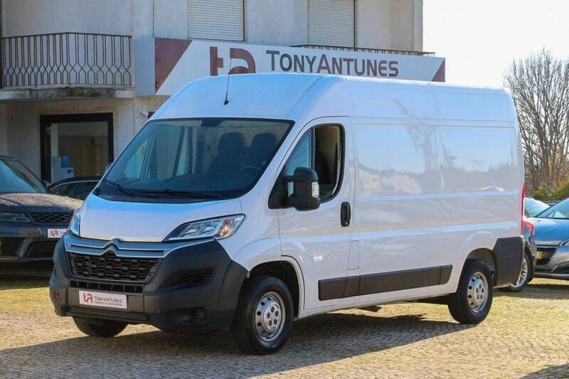 Branco Usado 2020 Citroën Jumper Monovolume | € 21.000 (Preço justo) - Imagem 1/4