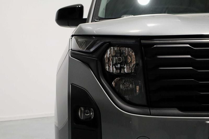 Usado Ford Courier Titanium 125 HP (91 kW) 2025 Cinza Monovolume