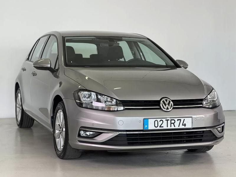Cinzento Usado 2017 VW Golf VII | € 14.950 (Preço justo) - Imagem 1/4