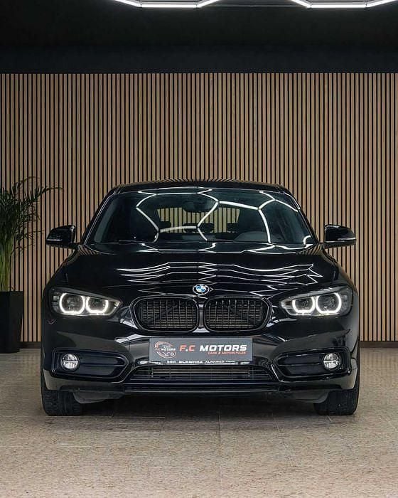 Usado 2017 BMW 118 Sport Line Citadino | € 14.500 (Preço elevado) - Imagem 1/4