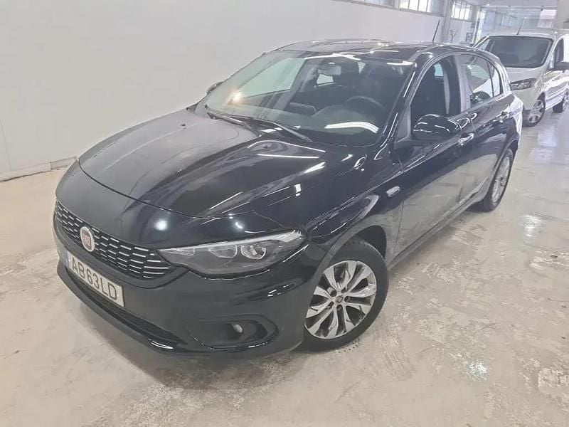 Preto Usado 2020 Fiat Tipo Lounge Citadino | € 11.990 (Preço justo) - Imagem 1/4