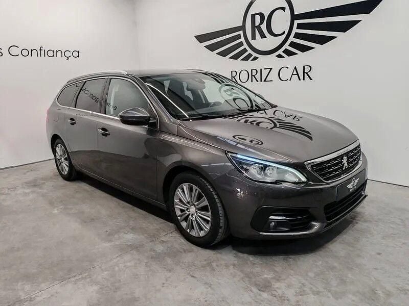 Usado Peugeot 308 Allure 130 HP (95 kW) 2021 Cinza Carrinha