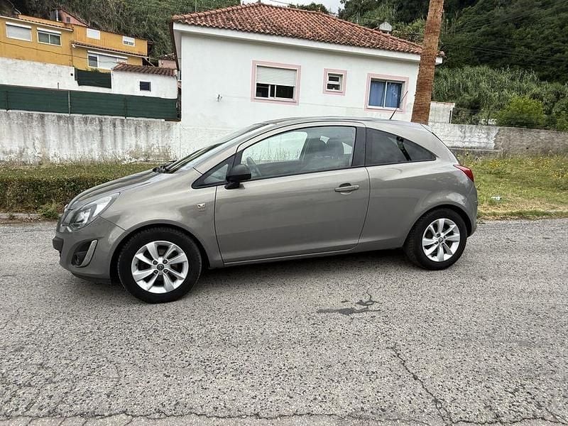 Usado Opel Corsa Sport 90 HP (66 kW) 2014 Citadino