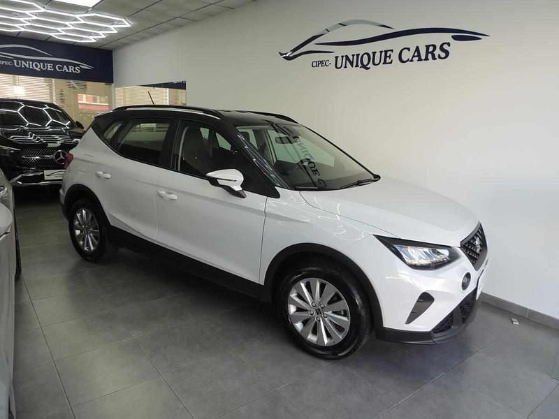 Branco Usado 2022 Seat Arona SUV | € 15.500 (Preço justo) - Imagem 1/4