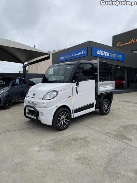Branco Usado 2024 Aixam Microcar Citadino | € 18.900 - Imagem 1/1