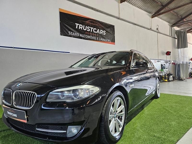 Preto Usado 2012 BMW 520 Performance Carrinha | € 12.499 (Preço justo) - Imagem 1/4