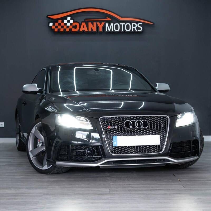 Preto Usado 2010 Audi RS5 Exclusive Coupé | € 38.900 - Imagem 1/4