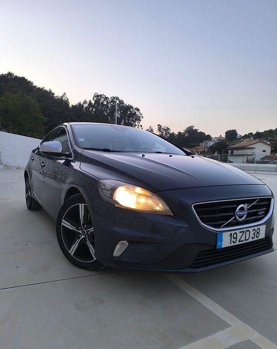 Usado 2013 Volvo V40 R-Design Carrinha | € 8.950 (Bom preço) - Imagem 1/4