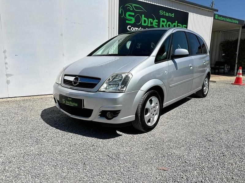 Cinzento Usado 2008 Opel Meriva Monovolume | € 7.900 - Imagem 1/4