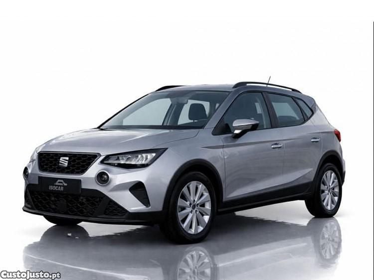 Cinza Usado 2022 Seat Arona Style SUV | € 16.600 (Bom preço) - Imagem 1/1
