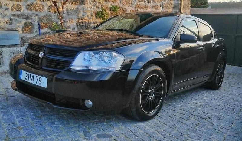 Usado 2009 Dodge Avenger Sedan | € 12.000 - Imagem 1/4