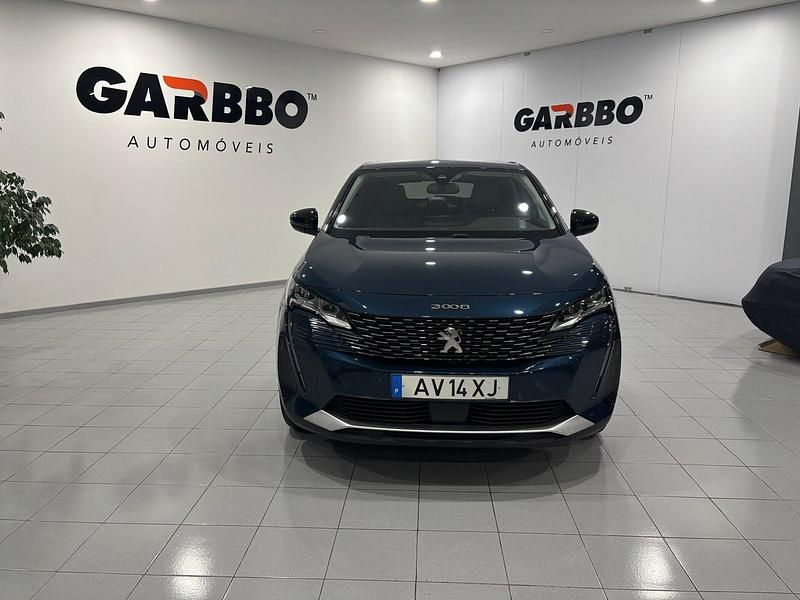 Usado Peugeot 3008 Allure 130 HP (95 kW) 2023 Outro SUV