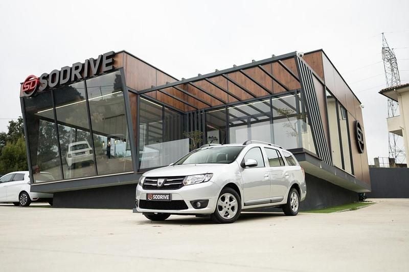 Cinzento Usado 2016 Dacia Logan MCV | € 9.900 (Preço justo) - Imagem 1/4