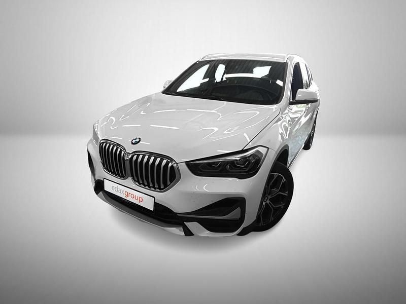 Branco Usado 2021 BMW X1 xLine SUV | € 25.990 (Preço justo) - Imagem 1/4