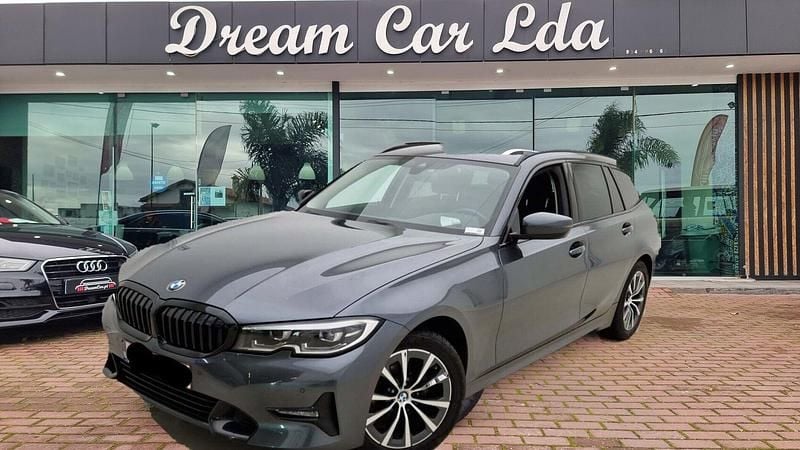 Cinza Usado 2021 BMW 318 Sport Line Carrinha | € 29.900 (Preço justo) - Imagem 1/4