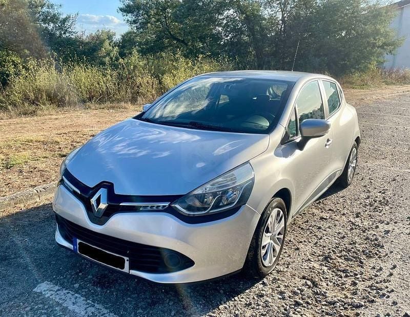 Usado 2016 Renault Clio IV Sedan | € 6.200 (Super Preço) - Imagem 1/4