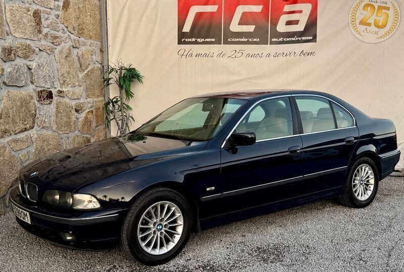 Azul Usado 2000 BMW 520 Sedan | € 3.250 - Imagem 1/4