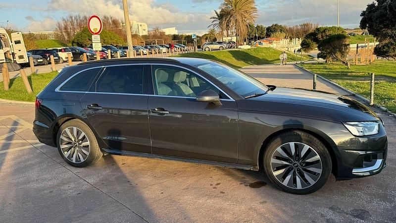 Usado Audi A4 Performance 163 HP (119 kW) 2020 Cinza Carrinha