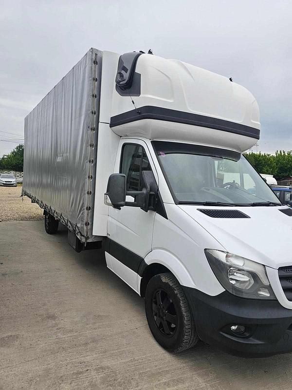 Usado Mercedes Sprinter 163 HP (119 kW) 2018 Branco Van