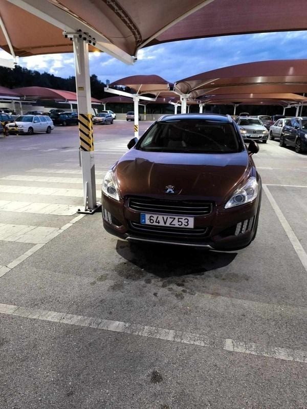 Outra Usado 2012 Peugeot 508 RXH Carrinha | € 10.000 (Preço elevado) - Imagem 1/4