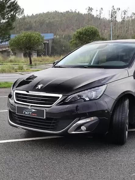 Usado Peugeot 308 SW GT-line 120 HP (88 kW) 2014 Preto Carrinha