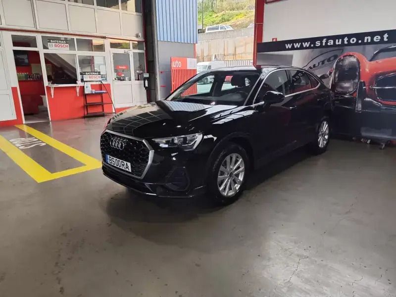 Preto Usado 2024 Audi Q3 Sportback SUV | € 42.990 - Imagem 1/4