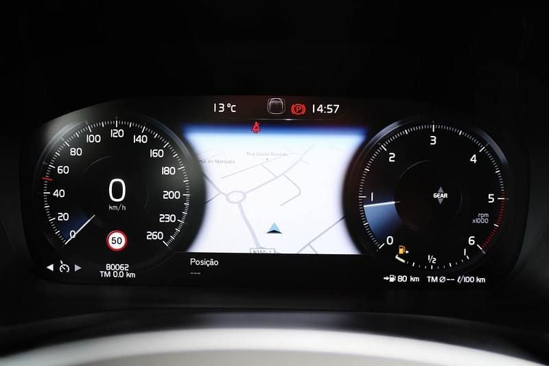 Usado Volvo V60 150 HP (110 kW) 2019 Azul Carrinha