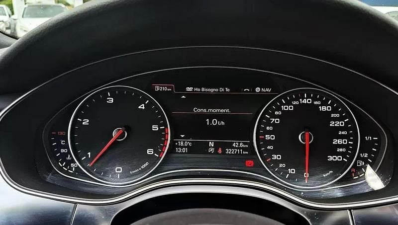 Usado Audi A7 S-Line 245 HP (180 kW) 2011 Preto Citadino