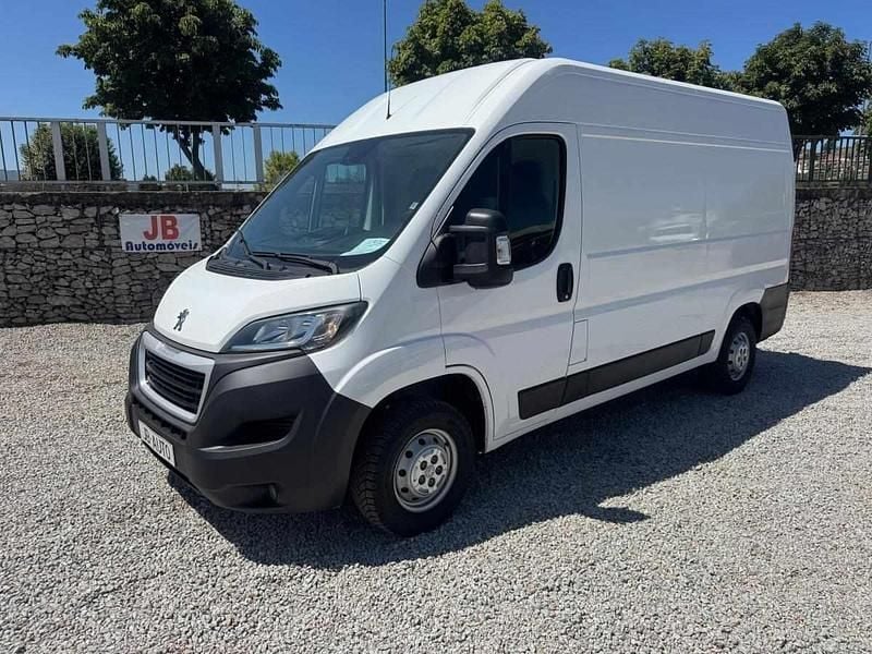 Branco Usado 2020 Peugeot Boxer Van | € 17.350 (Bom preço) - Imagem 1/4