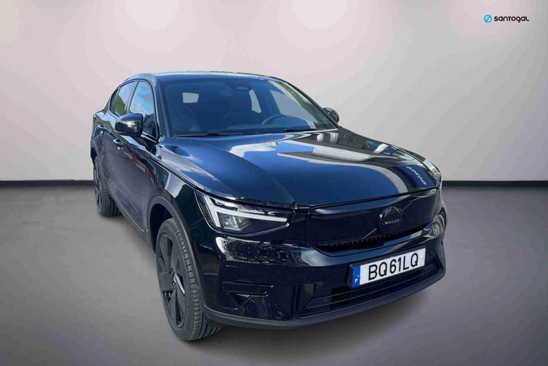 Preto Novo 2025 Volvo EC40 Single Motor Extended Range SUV | € 59.000 - Imagem 1/4