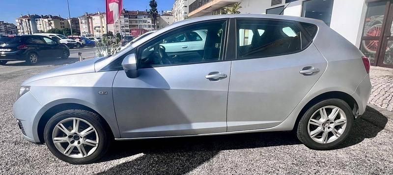 Usado Seat Ibiza Style 75 HP (55 kW) 2011 Cinza